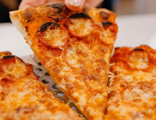 Spicy Chicken Pizza