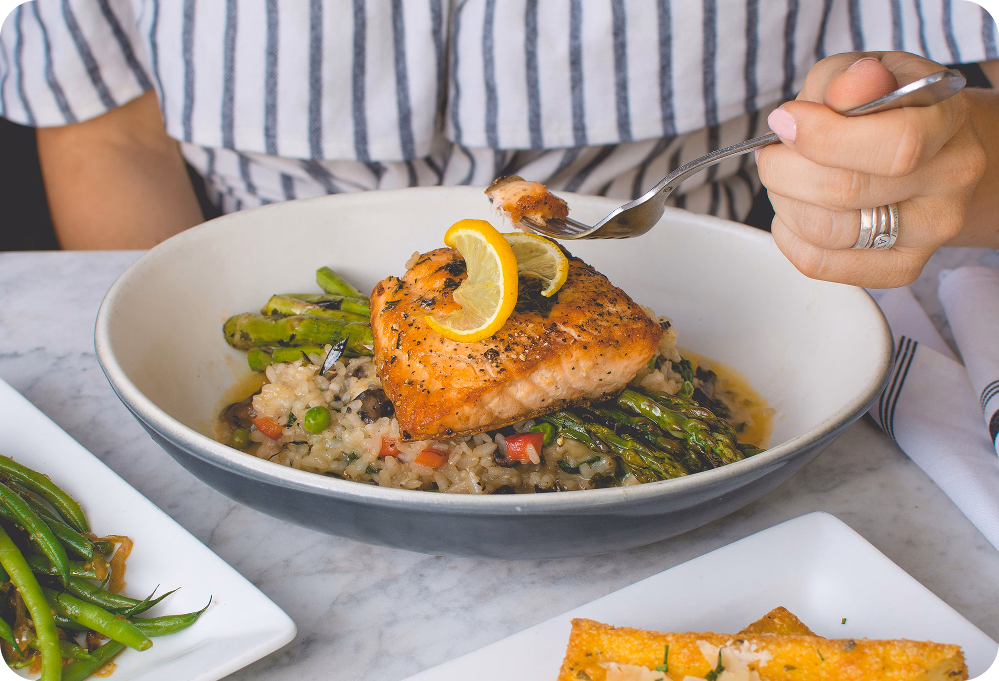 Curated Flavors & Smooth Jazz Evenings