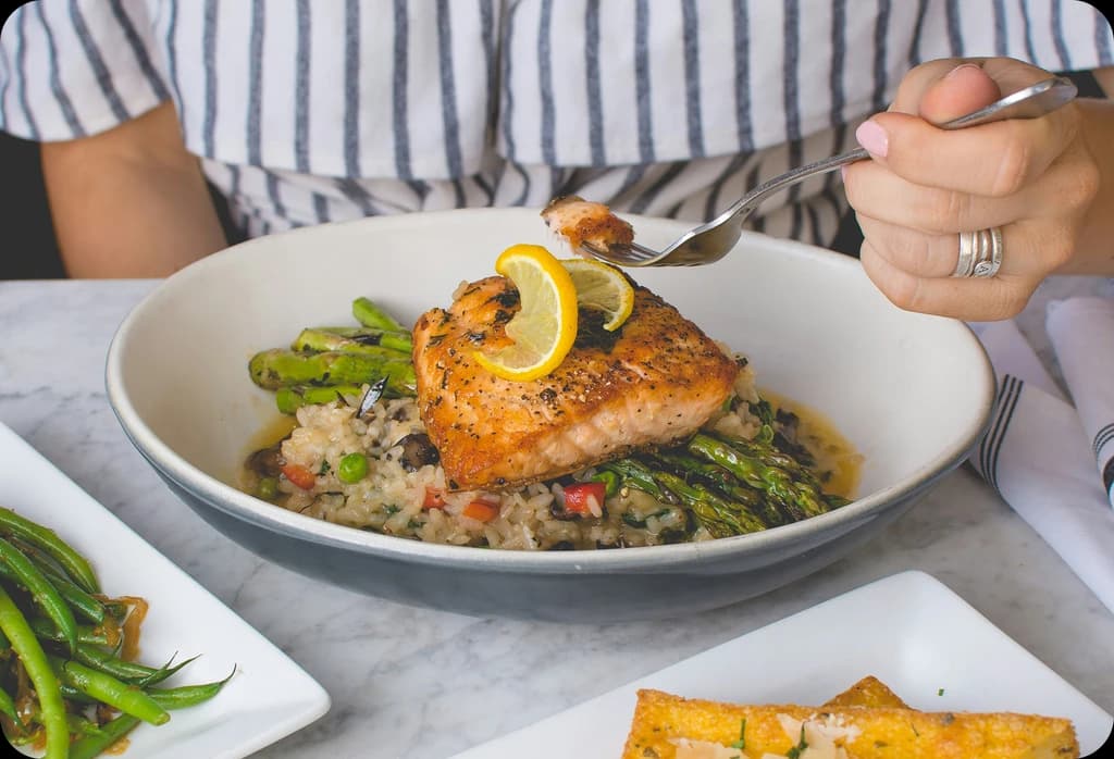 Curated Flavors & Smooth Jazz Evenings